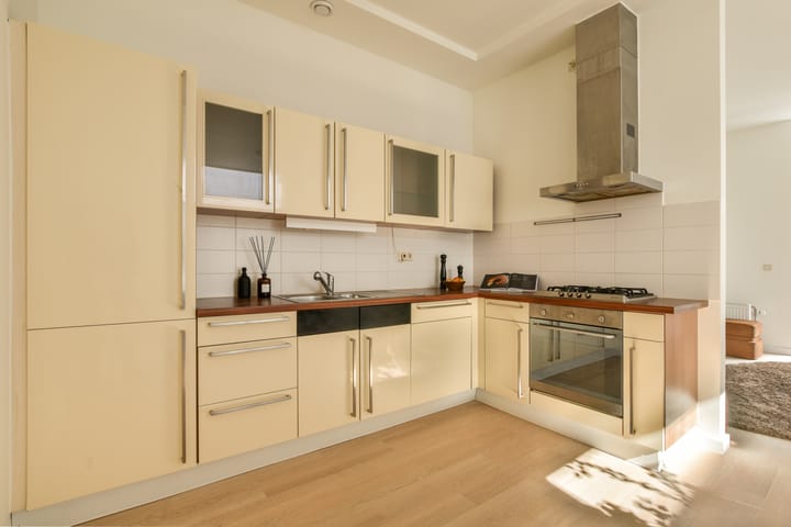 Photo 10 of Brinkstraat 33-B