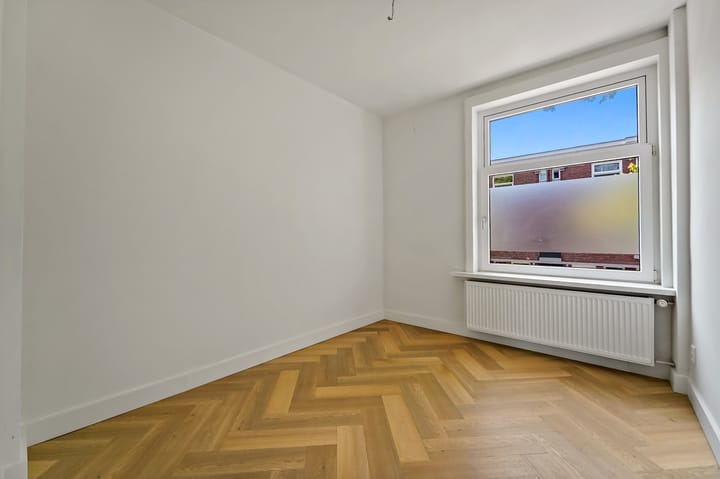 Foto 18 van Abrikozenstraat 143