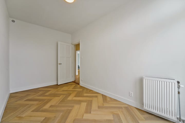 Foto 24 van Abrikozenstraat 143