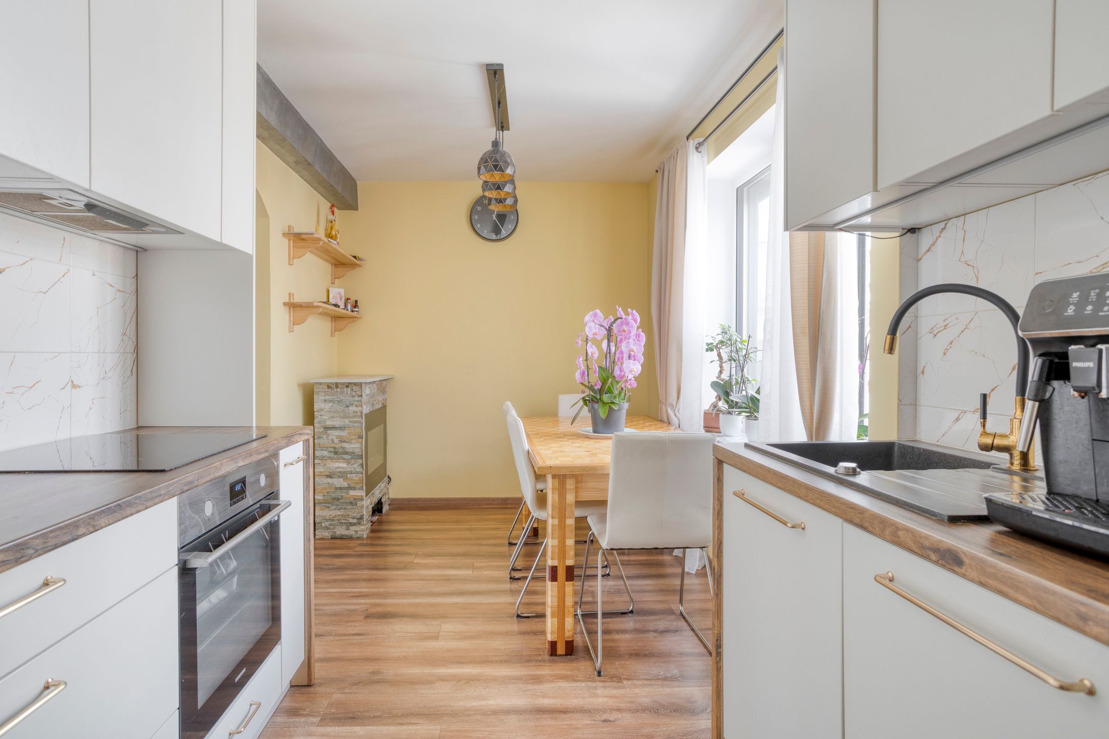 Foto 3 van Suzannaweg 12