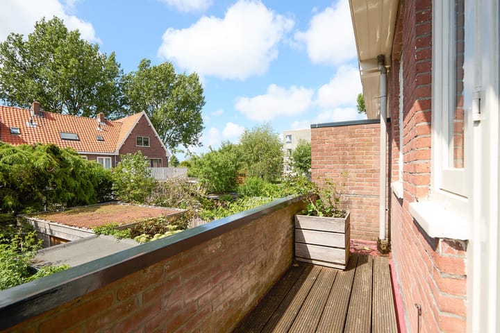 Foto 28 van De Ruijterplein 7