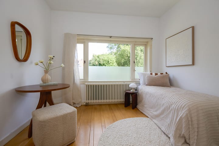 Foto 37 van De Ruijterplein 7