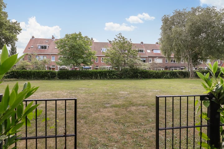 Foto 49 van De Ruijterplein 7