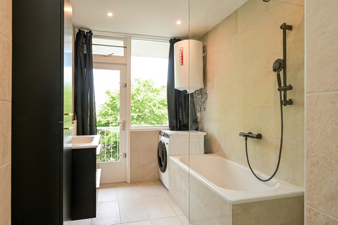 Photo 31 of Burgemeester Keijzerlaan 44