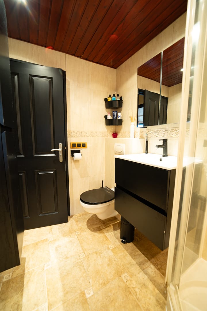 Foto 32 van Kanaalweg Oostzijde 156