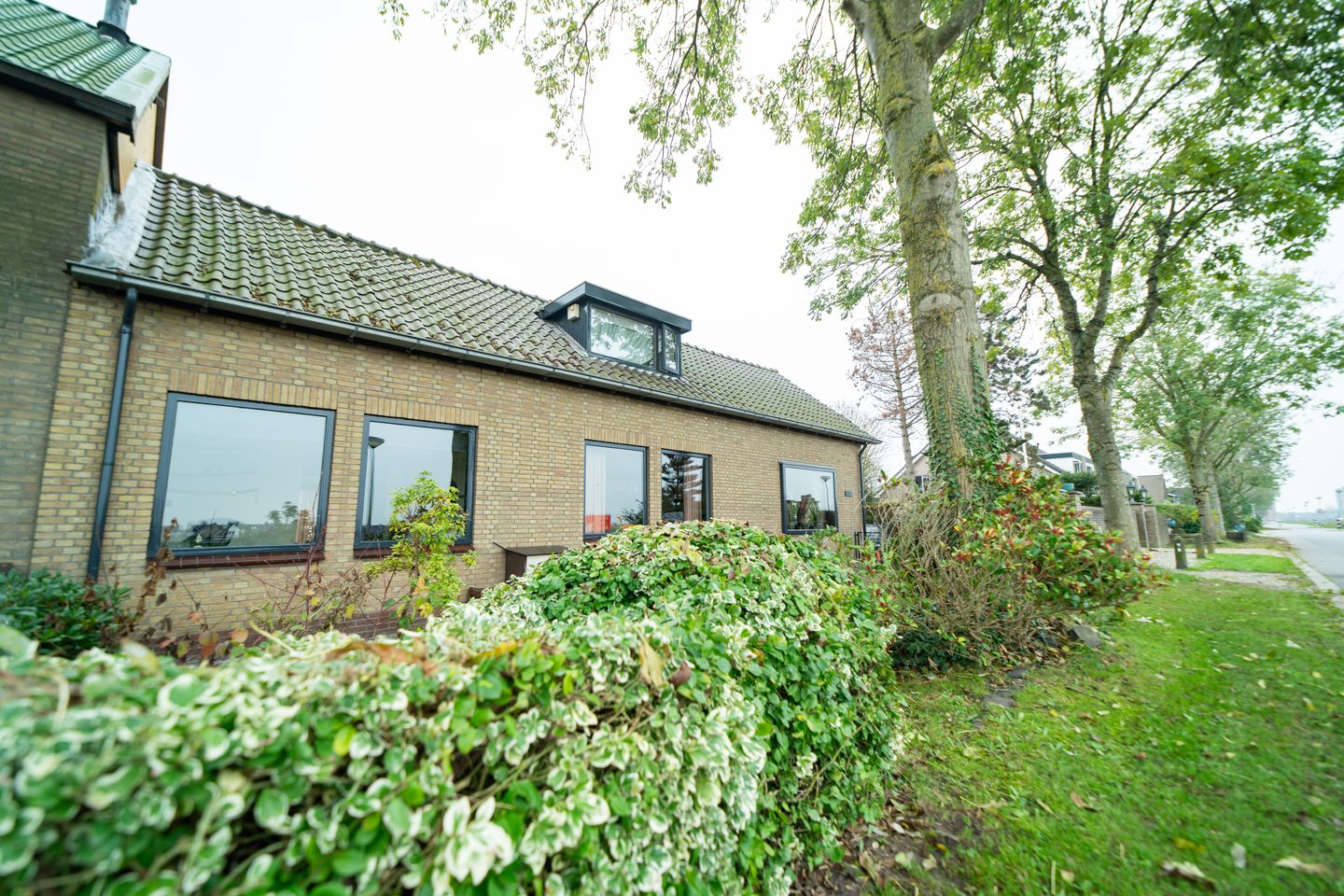 Foto 74 van Kanaalweg Oostzijde 156