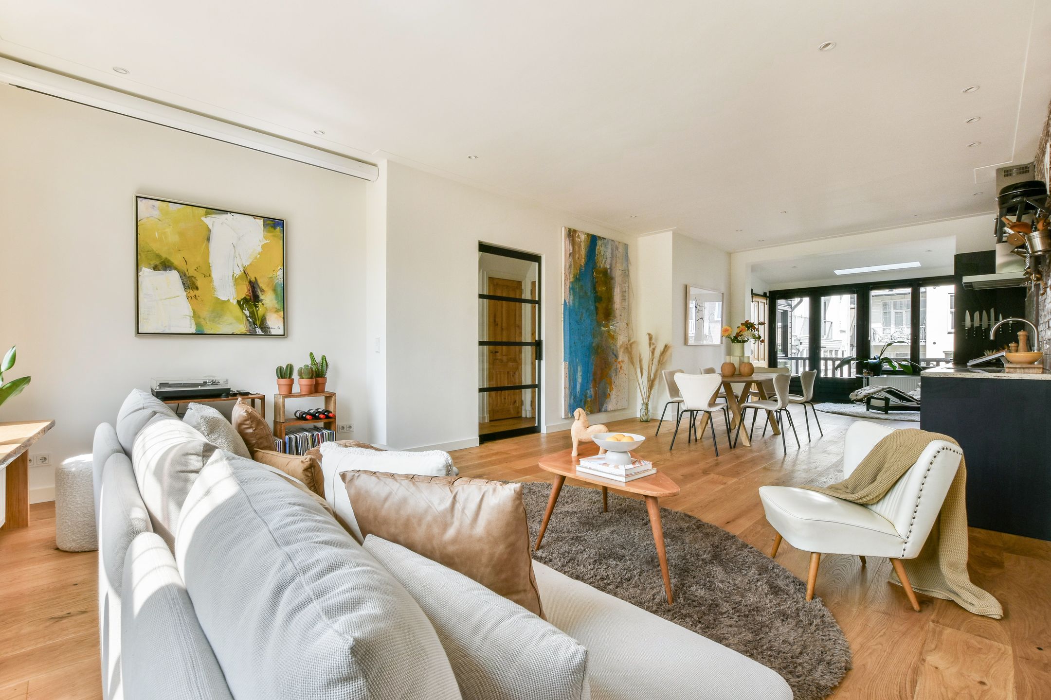 Photo 9 of Groenmarktkade 1-1