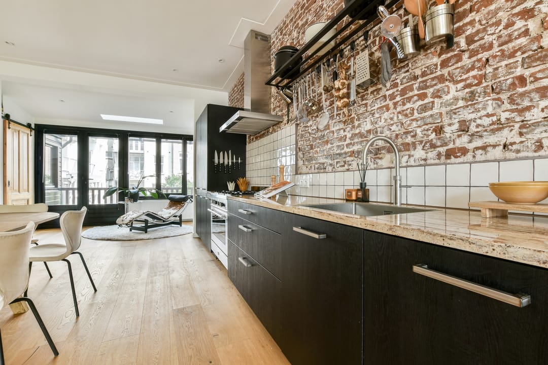 Photo 11 of Groenmarktkade 1-1