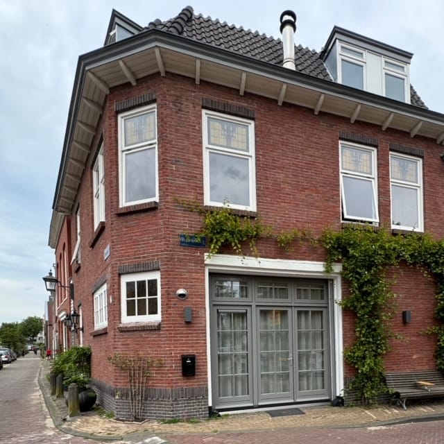 Raamsteeg 1