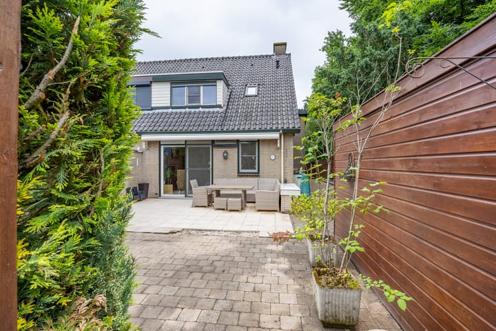 Foto 26 van Mambostraat 28