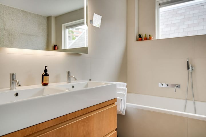 Photo 25 of Quellijnstraat 104-3