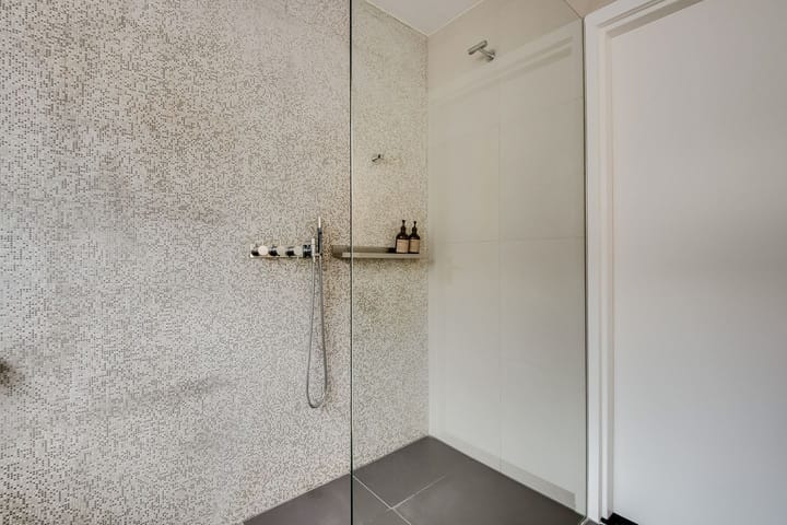 Photo 26 of Quellijnstraat 104-3