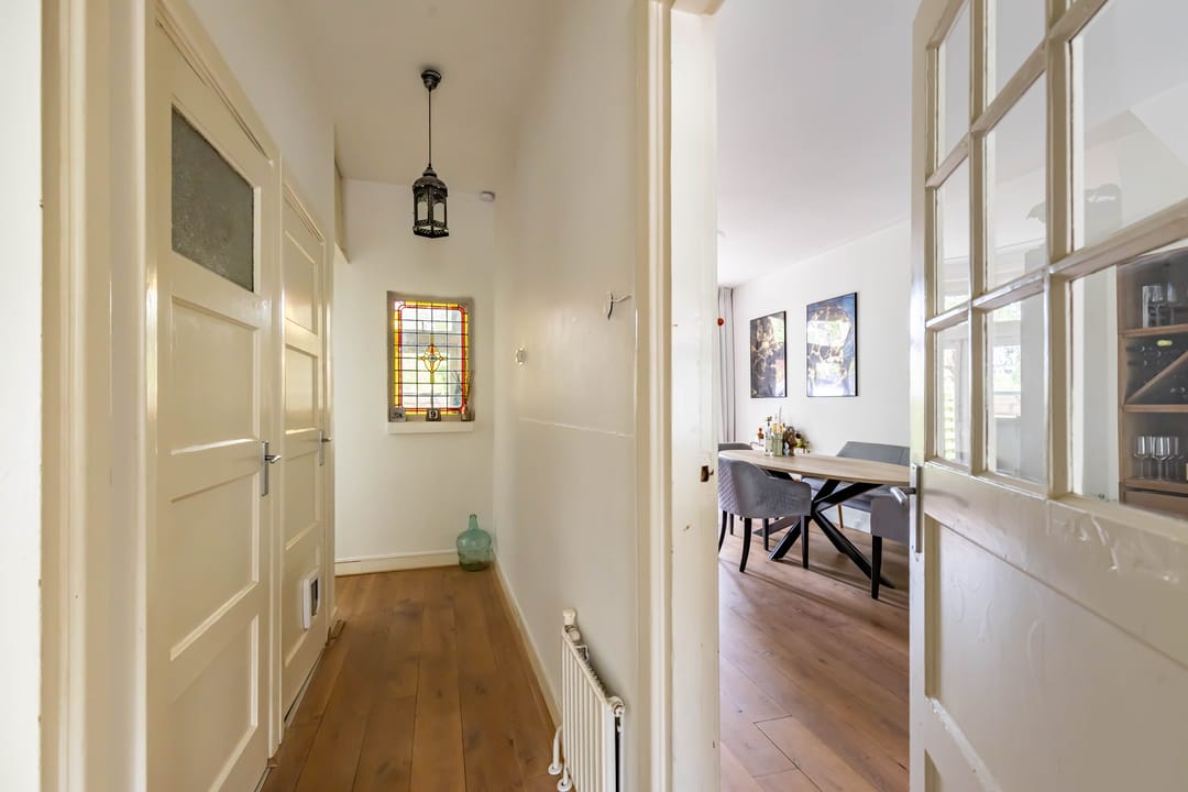 Photo 8 of Hamburgerstraat 9