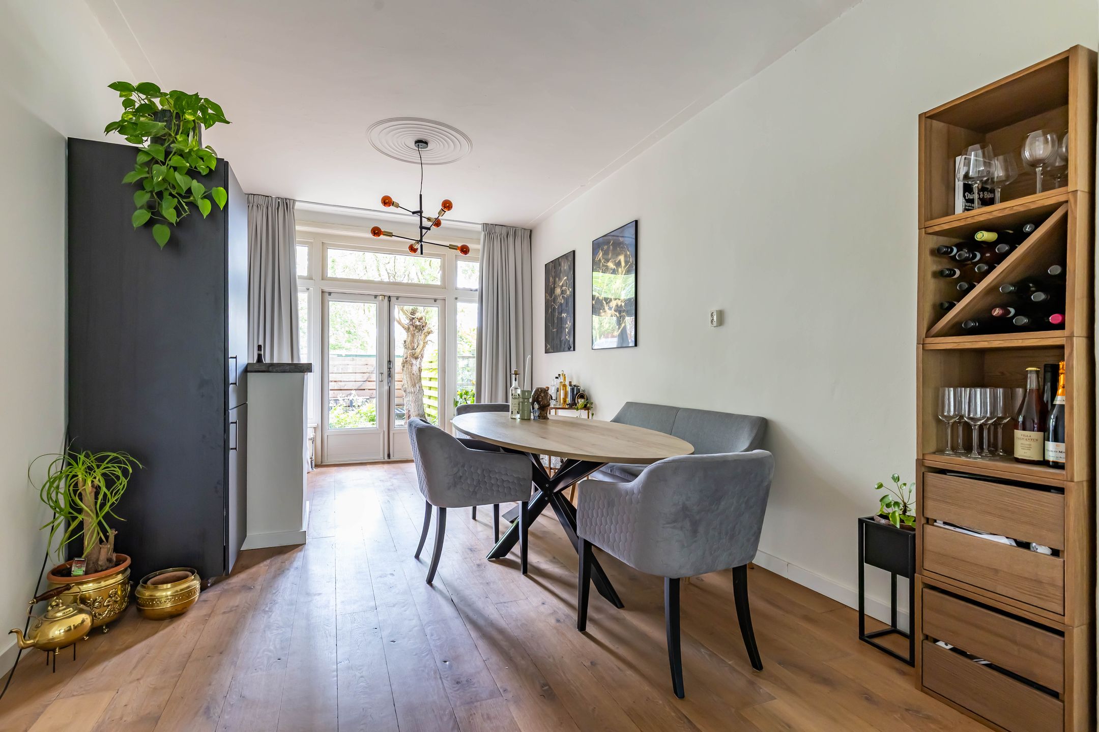 Photo 12 of Hamburgerstraat 9