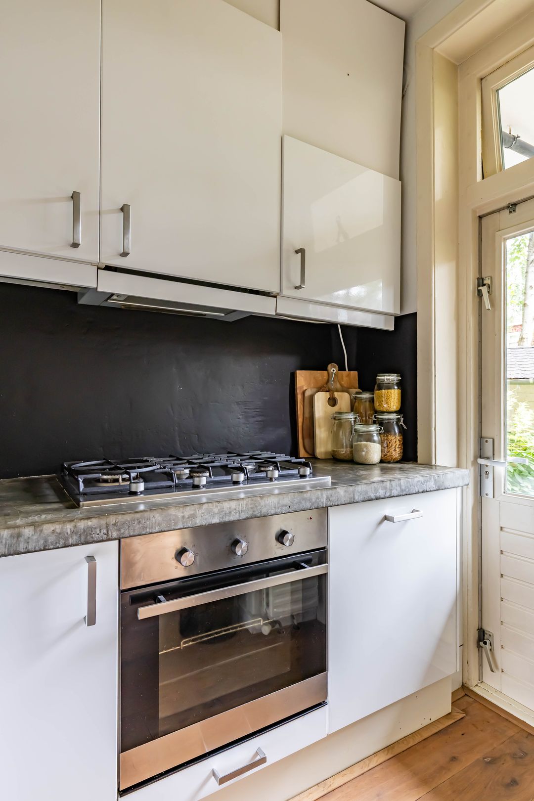 Photo 17 of Hamburgerstraat 9