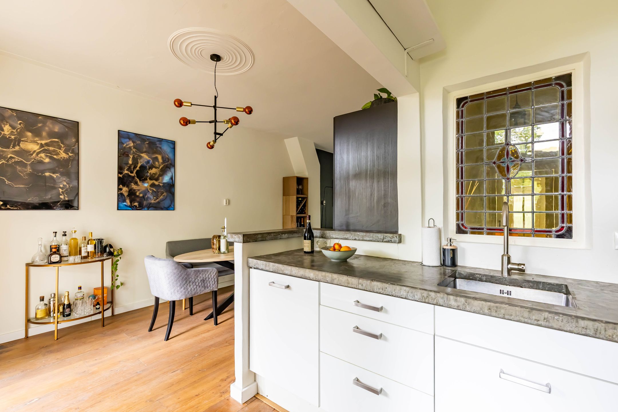 Photo 18 of Hamburgerstraat 9