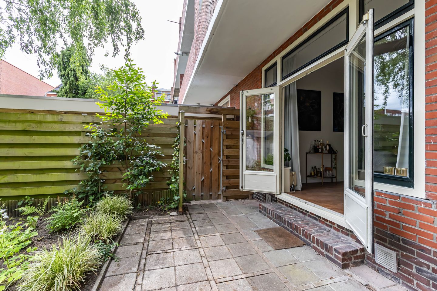 Photo 29 of Hamburgerstraat 9