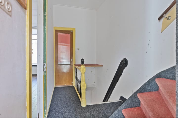 Photo 5 of Bloemstraat 35-A