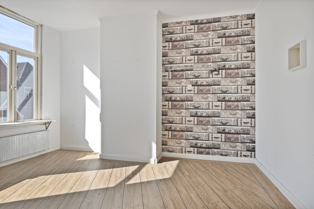 Photo 8 of Bloemstraat 35-A