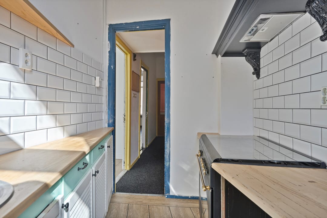 Photo 11 of Bloemstraat 35-A