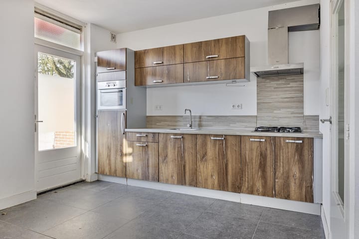 Foto 14 van Mascagnistraat 136