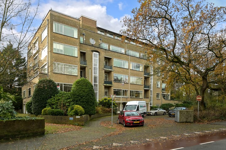 Badhuisweg 145