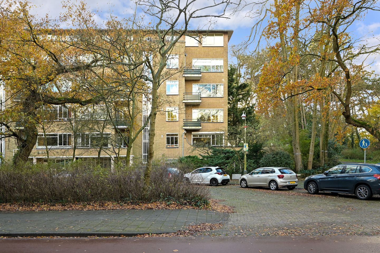 Foto 10 van Badhuisweg 145