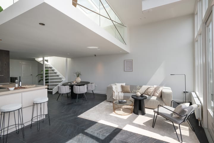 Foto 4 van Warmoesstraat 10-5