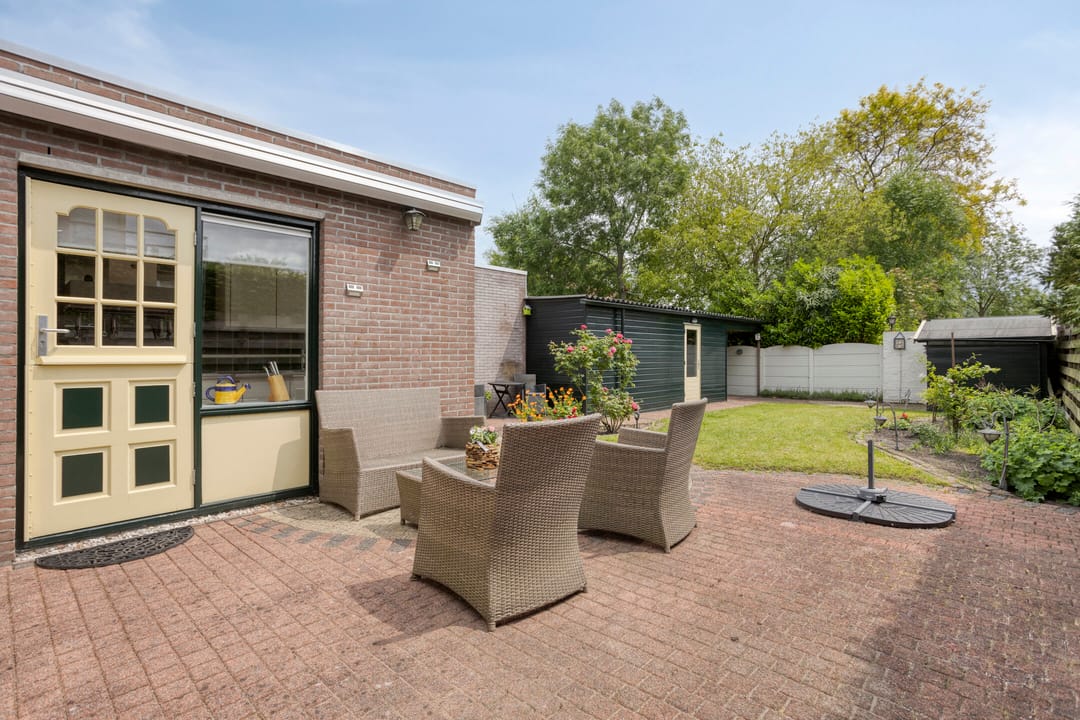 Photo 32 of Botertonstraat 54