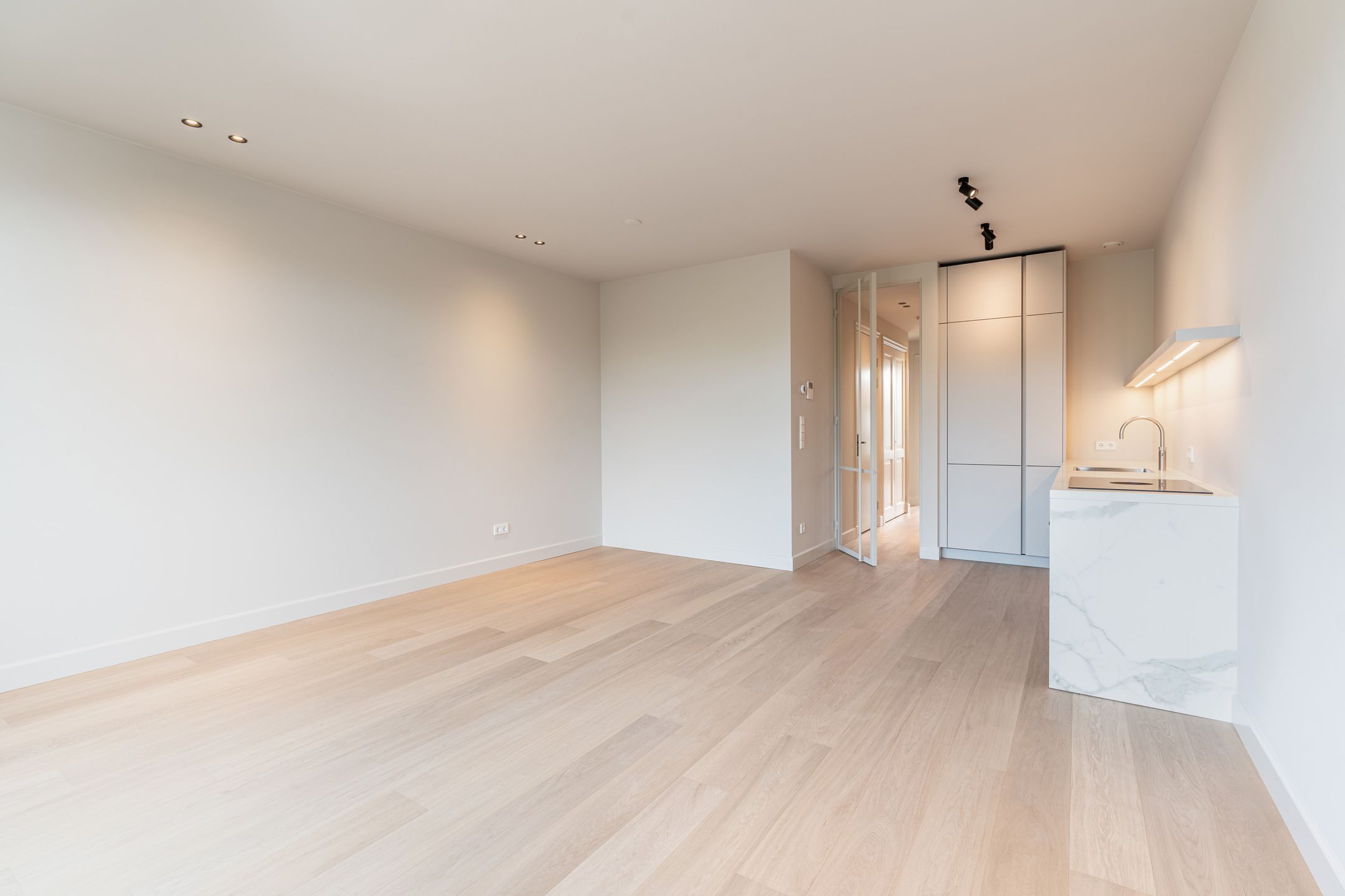 Foto 9 van Raamweg 2-C