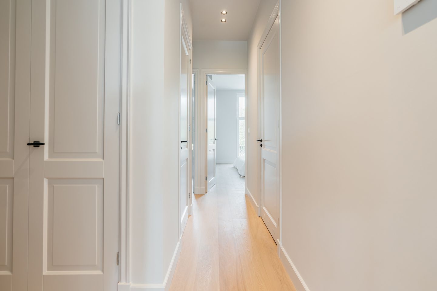 Foto 14 van Raamweg 6