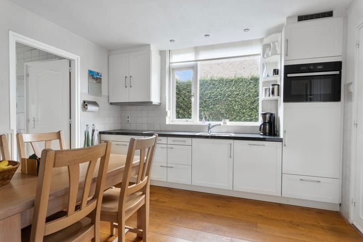 Photo 10 of Zagerstraat 22