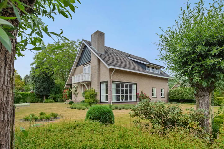 Foto 1 van Hugo Thijssensplein 3