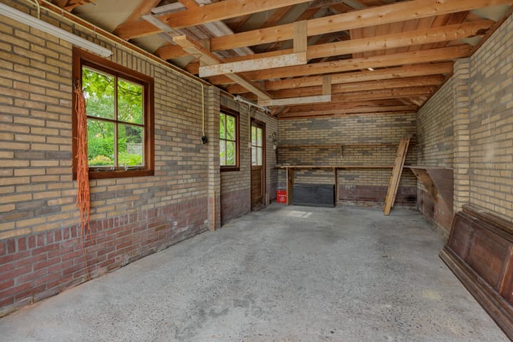 Foto 46 van Hugo Thijssensplein 3