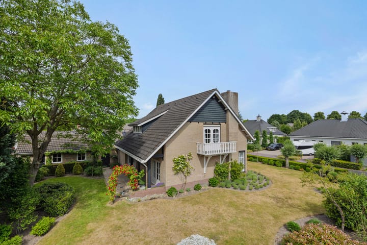 Foto 60 van Hugo Thijssensplein 3