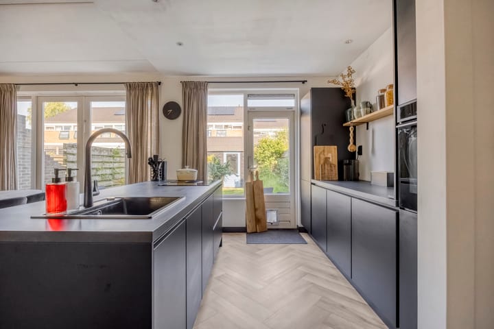 Foto 16 van C. J. Colijnstraat 11