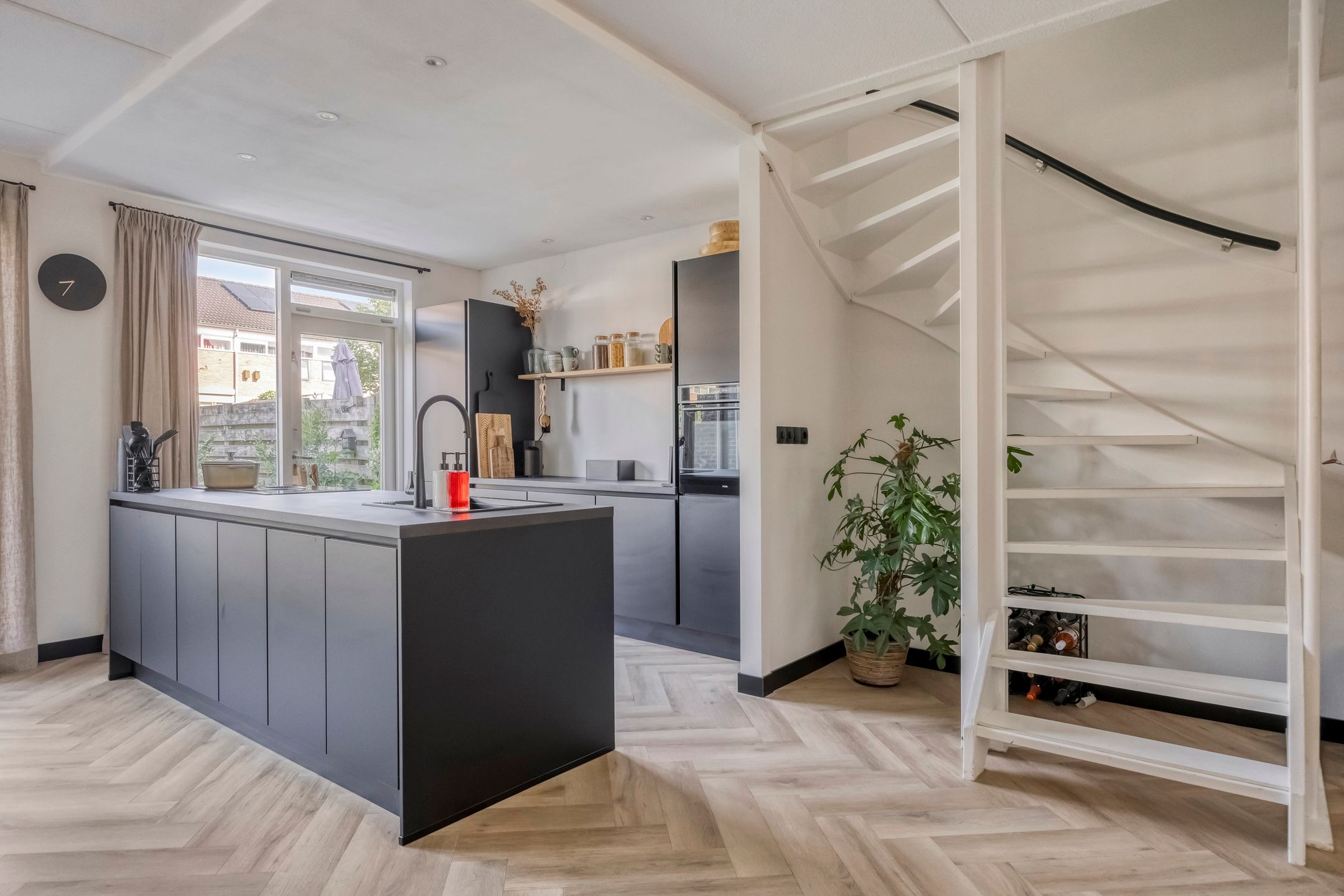 Foto 18 van C. J. Colijnstraat 11