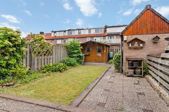 Photo 25 of Maasstraat 20