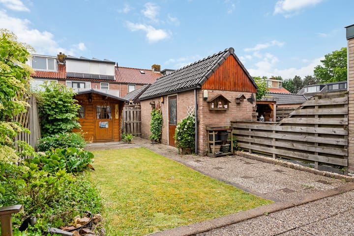 Photo 26 of Maasstraat 20