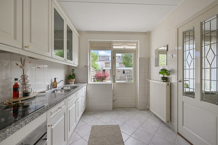 Photo 13 of Tormentil 5