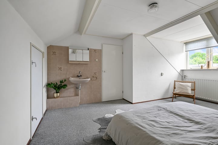 Photo 32 of Tormentil 5