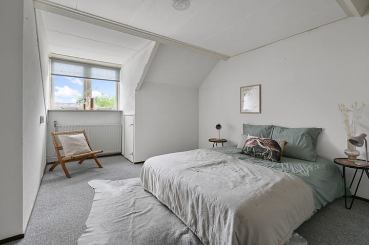 Photo 33 of Tormentil 5