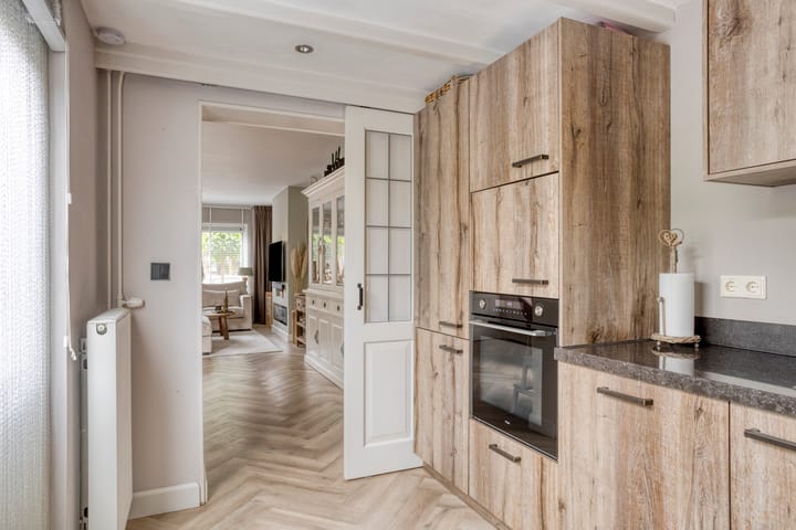 Photo 16 of Ring 325