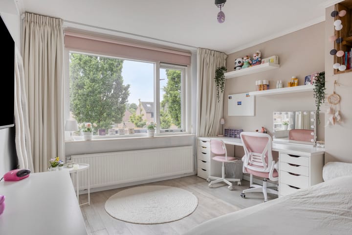 Photo 21 of Ring 325