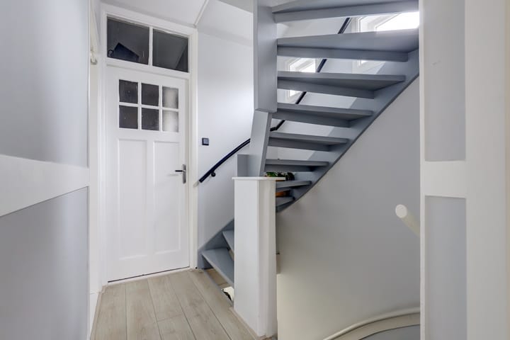 Foto 25 van Eemwijkstraat 10