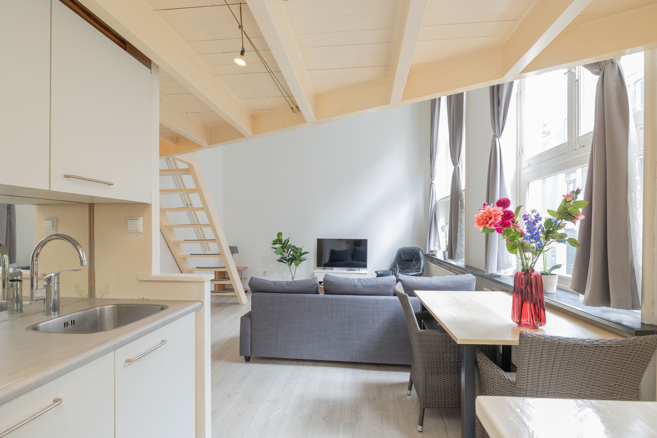 Foto 15 van Elandsstraat 24-A