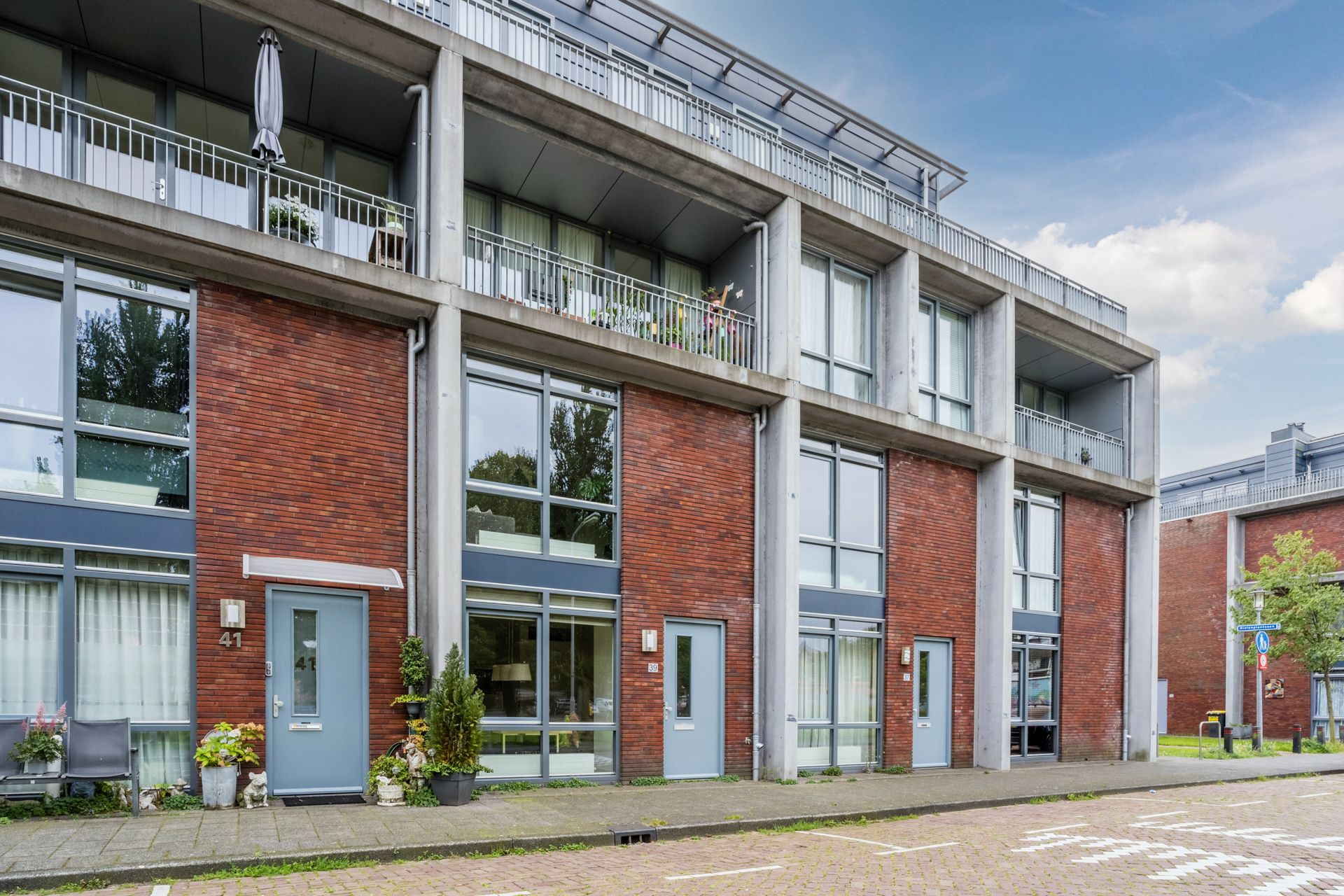 Photo 30 of Veldstraat 39