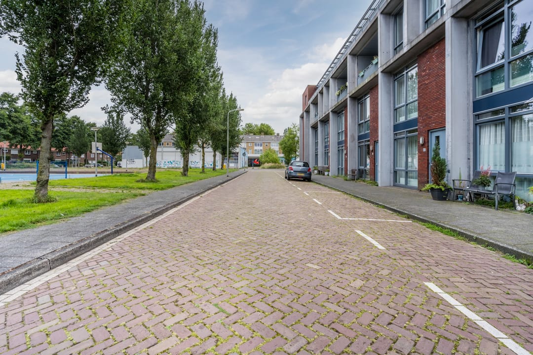 Photo 31 of Veldstraat 39