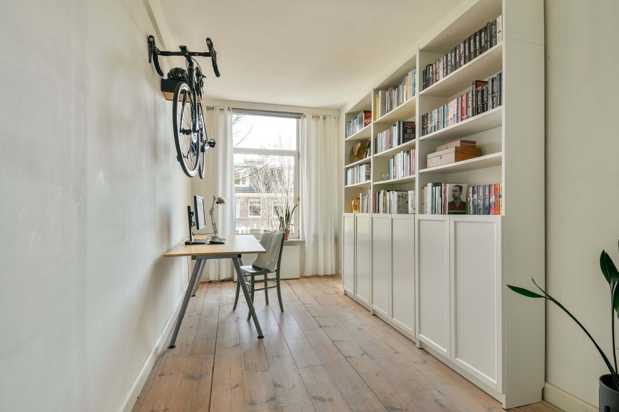 Foto 15 van Laan van Meerdervoort 181-B