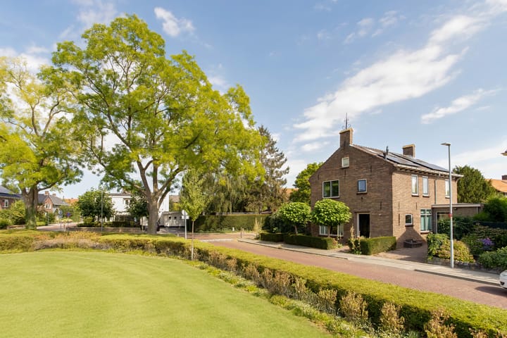 Foto 2 van Thorbeckeplein 1